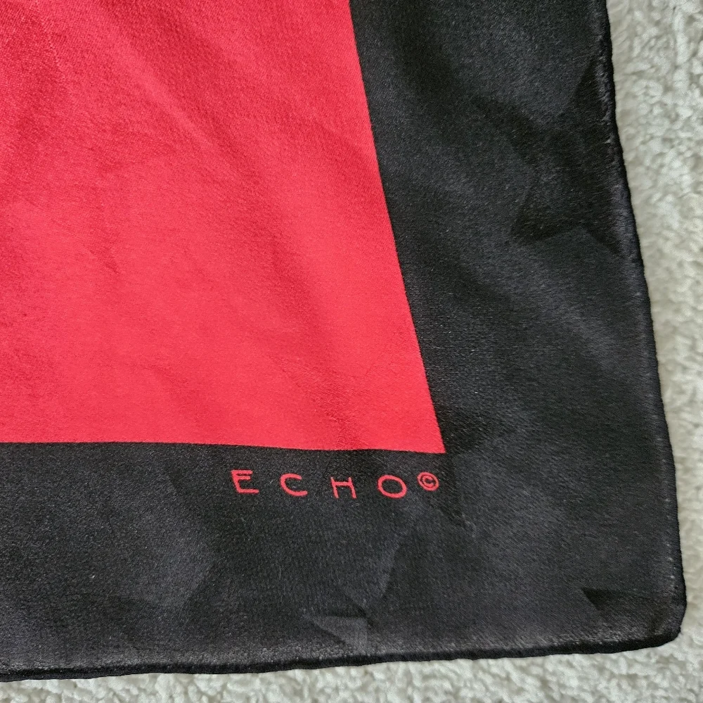 ECHO Black-Bordered Red Star Pattern Scarf | SZ 35